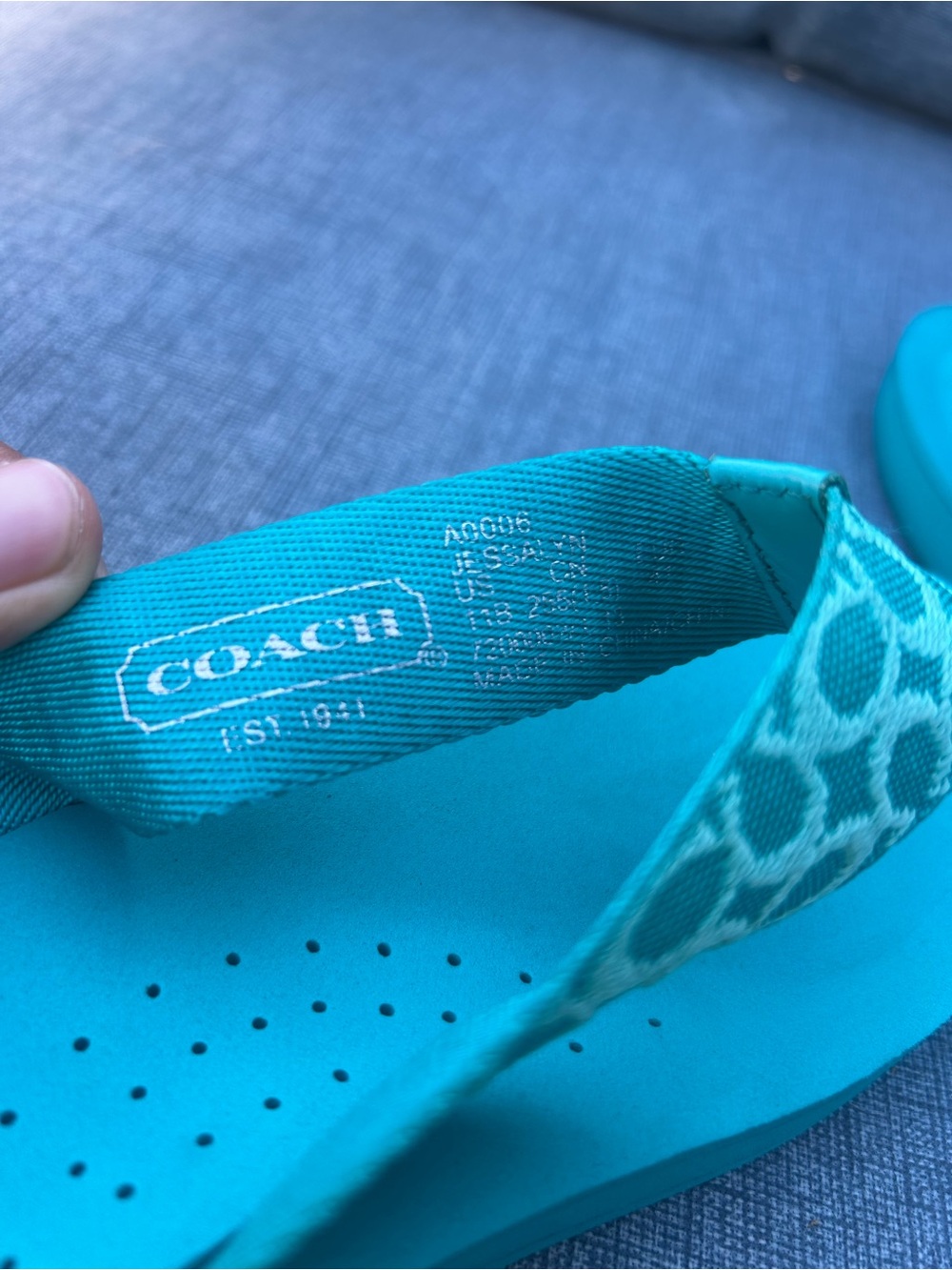 COACH Jessalyn Surf Fiji Signature Monogram Flip Flop Thong Sandals Womens 11B - Picture 4 of 8